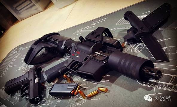 9mmar另类之美源自细长的手枪弹匣