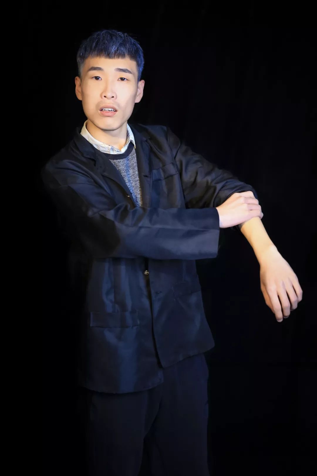 刘世超导演开心麻花爆笑舞台剧《婿事待发》公益演出