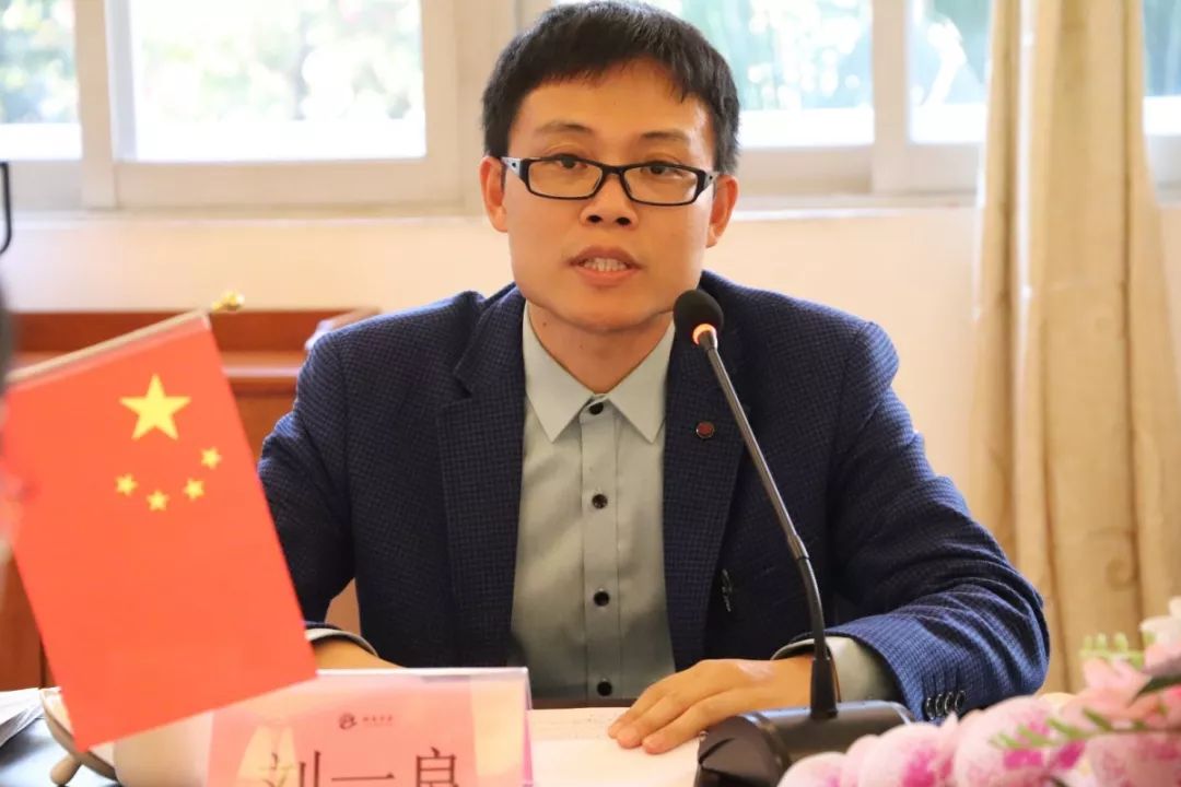 健康教育指导中心成员杨桂芬老师,南海区心理教育名教师刘一良老师