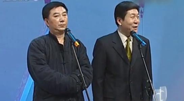 他与师父姜昆只差七岁被戏称为只会一段相声也能成表演艺术家