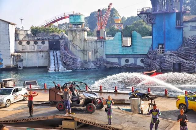 广州圣诞最好玩的地方长隆欢乐潮市集仲有电音派对机动游戏一起high