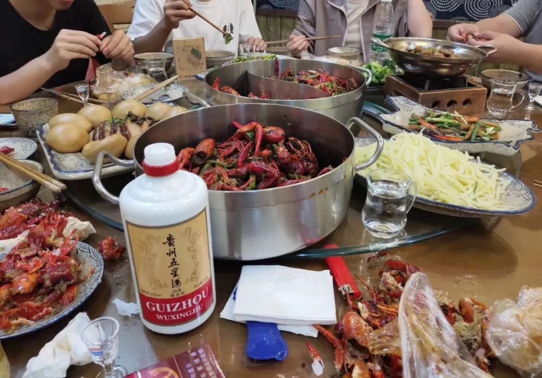 谨记喝酒三不做这6类人不宜喝酒