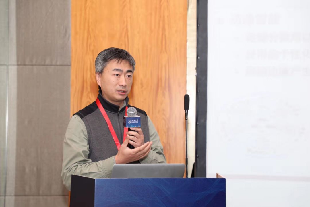 成为新的研究热点,清华大学孙立峰教授探讨了多媒体边缘计算与内容