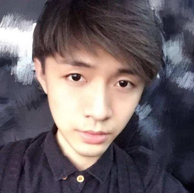 "我出救赎"来自斗鱼杀手的经典口头禅,声音酷似网红"张全蛋",每次胜利