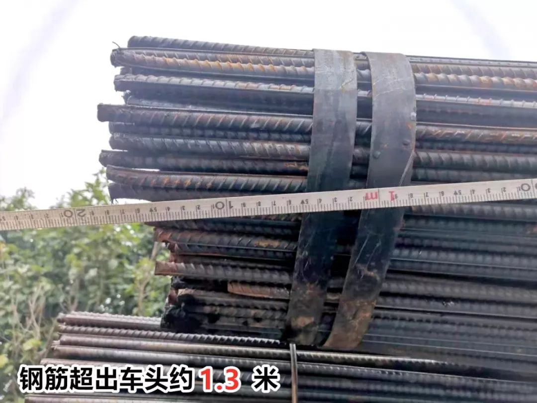 超载七倍超载王变型拖拉机侥幸上路终是被查