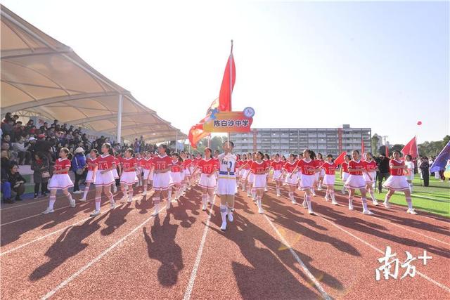 江門市陳白沙中學(xué)怎么樣?融合白沙文化特質(zhì)(圖3) 江門市陳白沙中學(xué)怎么樣?融合白沙文化特質(zhì)(圖3)