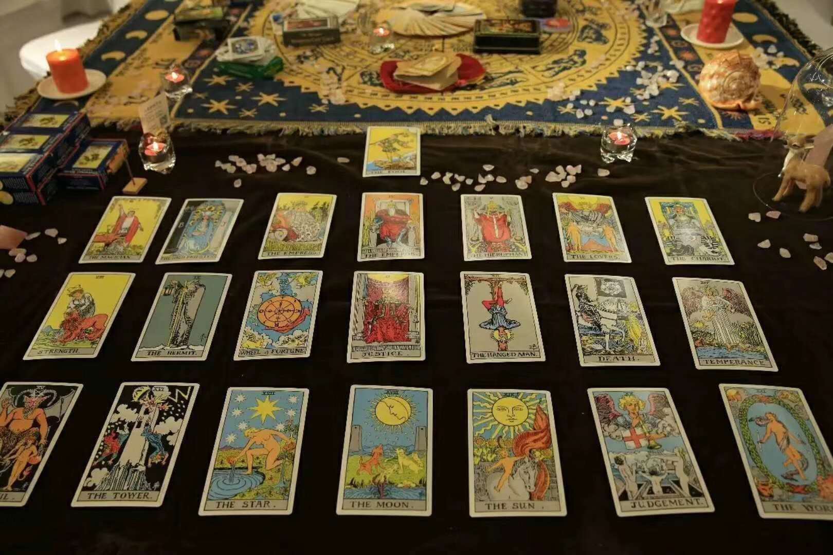 原创栾叔塔罗牌占卜近期内你会有什么样的好运