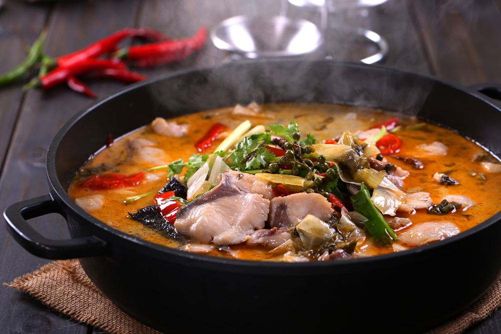 搞一锅鱼火锅香嫩酥口有鱼香回味无穷