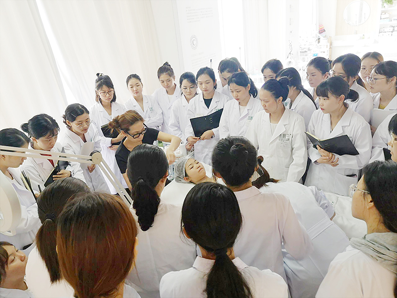 重磅| 禾葡兰大学"第五期圣迪斯哥国际美容师考核"火热进行中!_培训