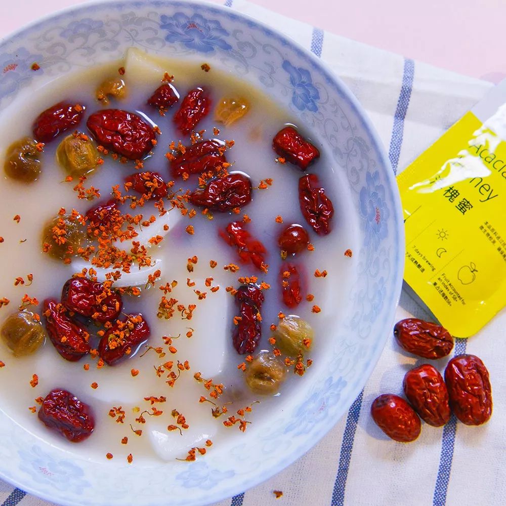 冬季养生蜂蜜糖水——蜂蜜红枣桂圆汤年糕,冬日进补就看它了!