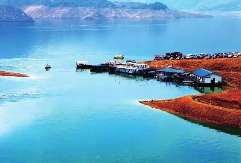 两项挑战赛是在冬季12月13日至12月15日在六枝特区牂牁镇牂牁江畔开赛