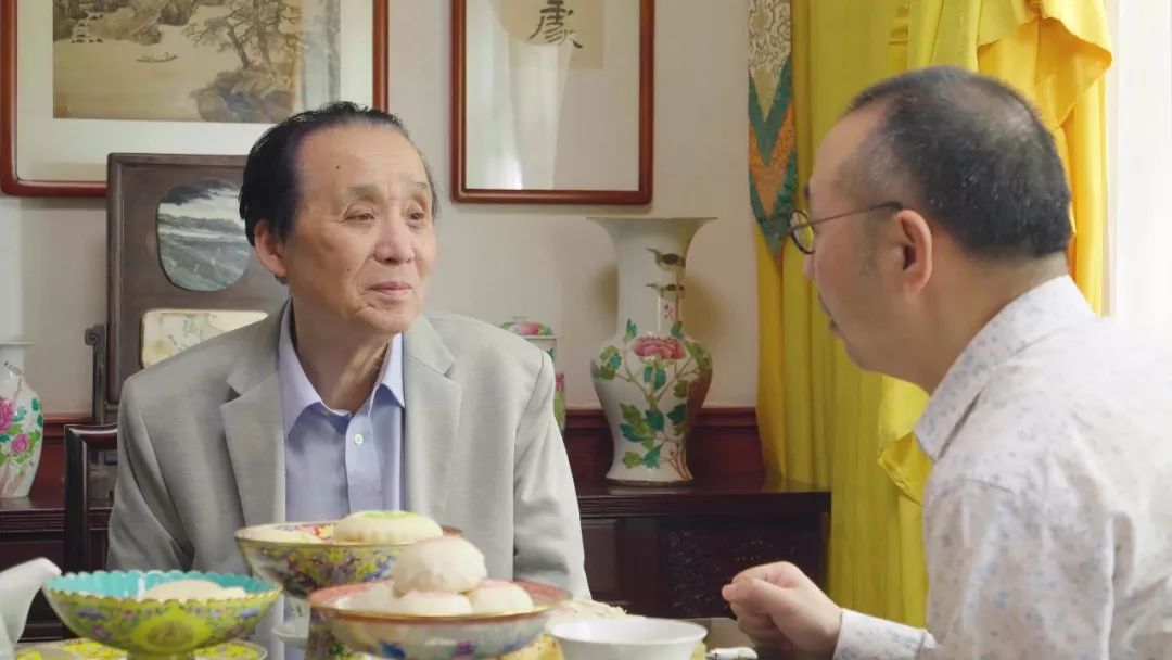 饽饽铺的创始人王希富老先生出生于御厨世家,是满汉全席的传承人.