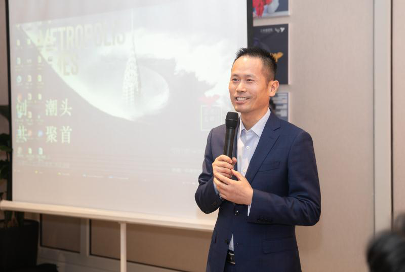 首先,由三三创投董事长,华和勇超级ip学院创始人吴秀勇作开场白并进行