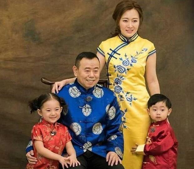 潘长江老婆身高多少图片