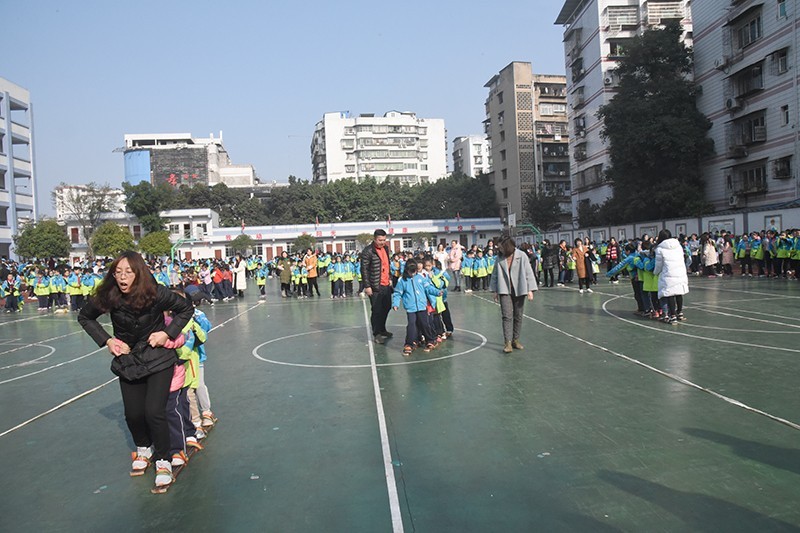 南充市西河路小学成功举行2019年冬季运动会