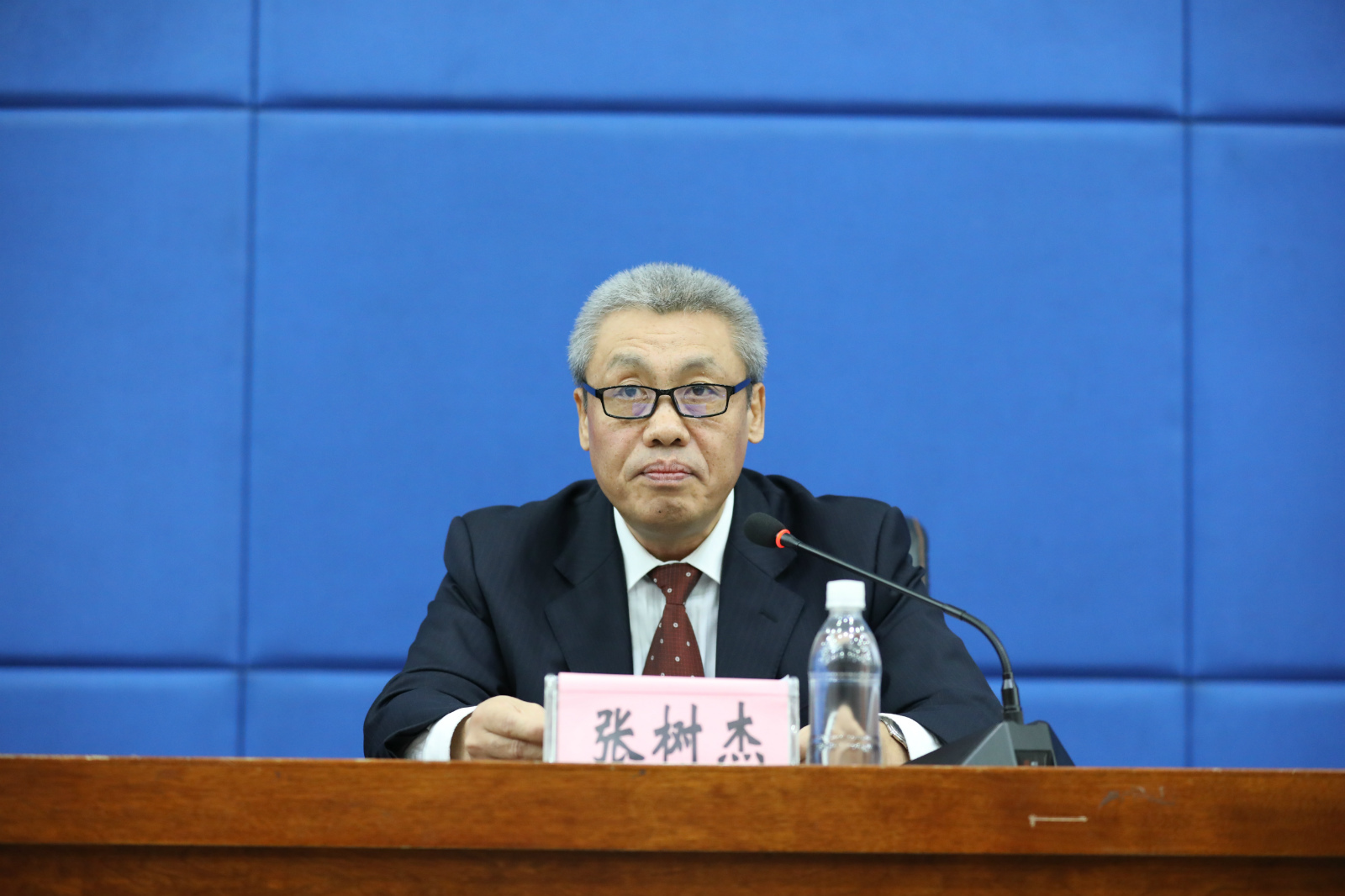 试点扩围落地实施 减轻患者用药负担黑龙江省医疗保障局副局长张树杰