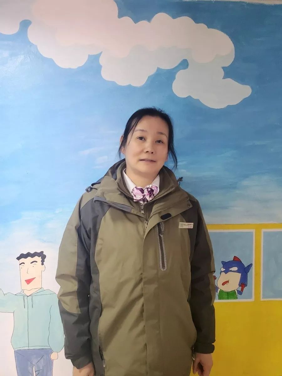 王菊萍69基本简介王菊萍,女,54岁,东吴物业学四楼值班员.