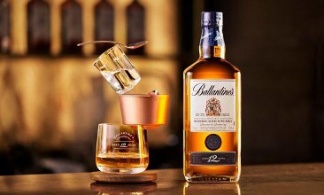 ballantines 百齡壇蘇格蘭著名威士忌品牌百齡壇始創於1827年.