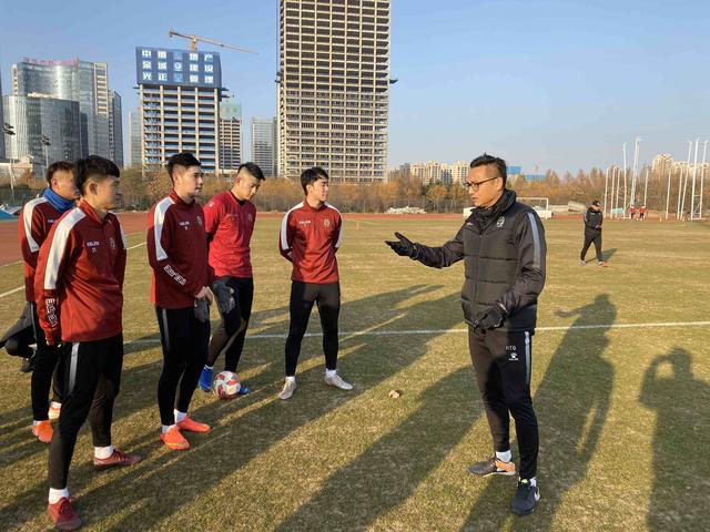 62秒丨淄博蹴鞠重新集结新赛季最终人员名单还要再看看