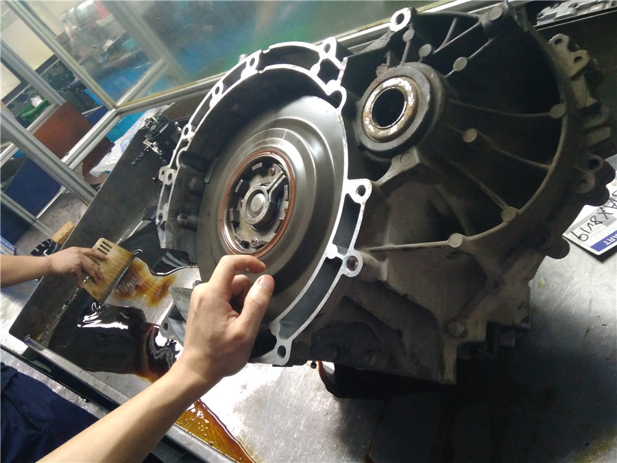 解读:福特蒙迪欧致胜变速箱维修秘密