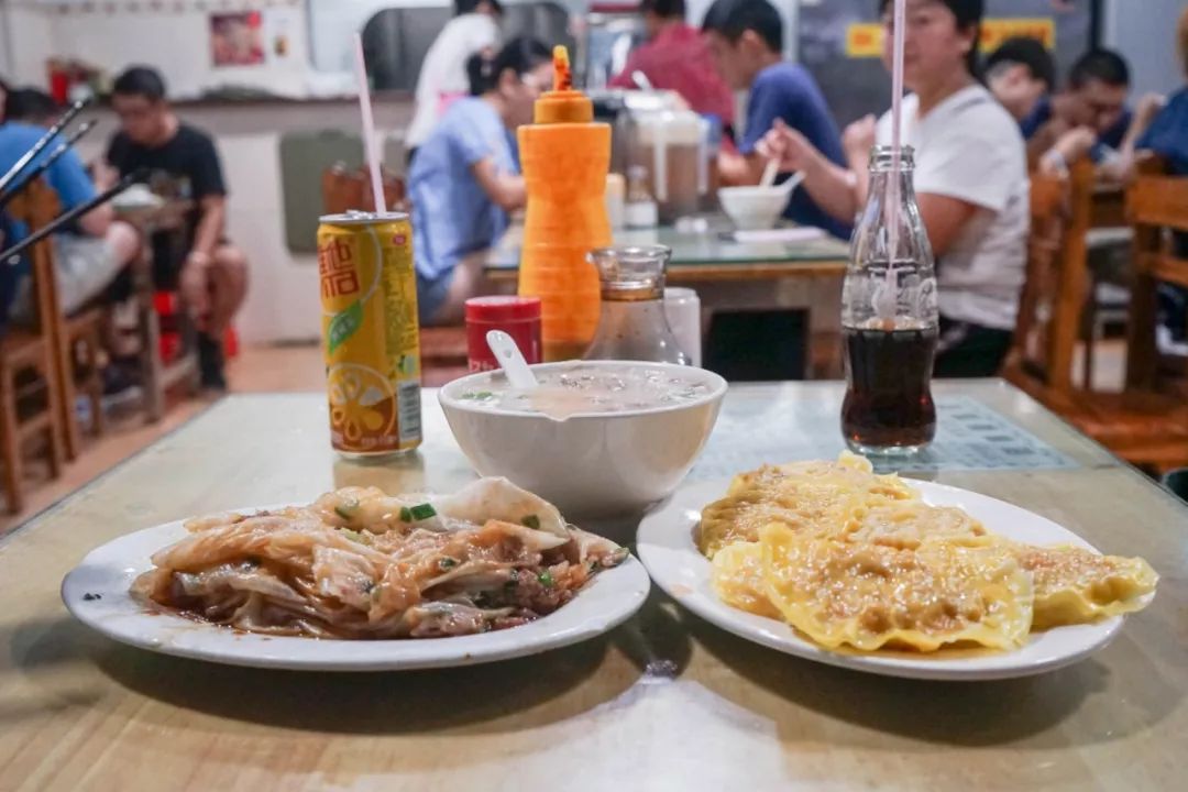 番禺街坊吃了10多年的薄透肠粉劲多肉超大份