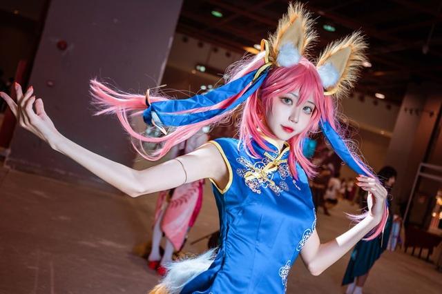 这个腿怕有两米了超级女模特cos玉藻前场照同样很惊艳