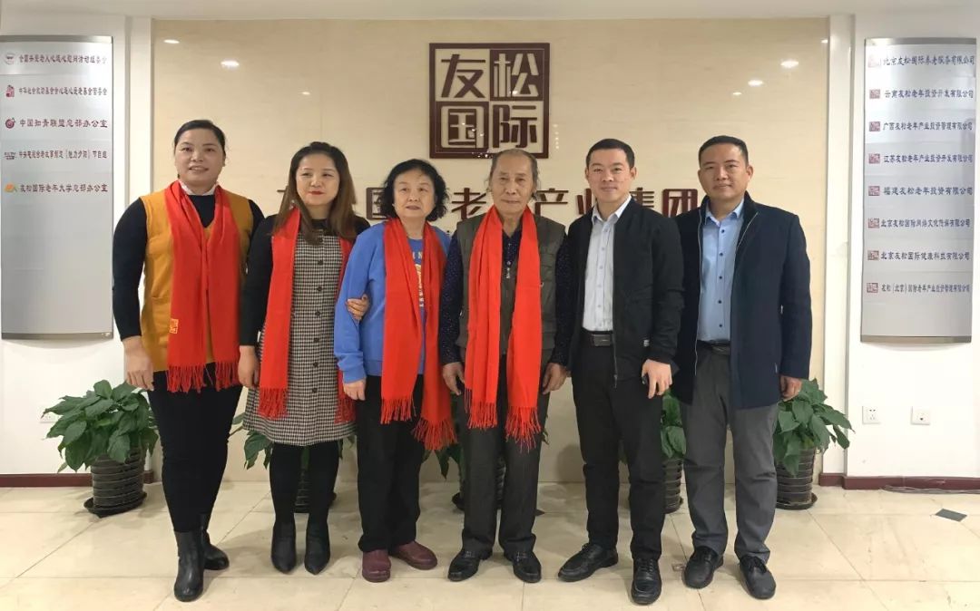 著名书画家,白石后人艺术馆副馆长,友松国际艺术顾问吴来政先生亲临友