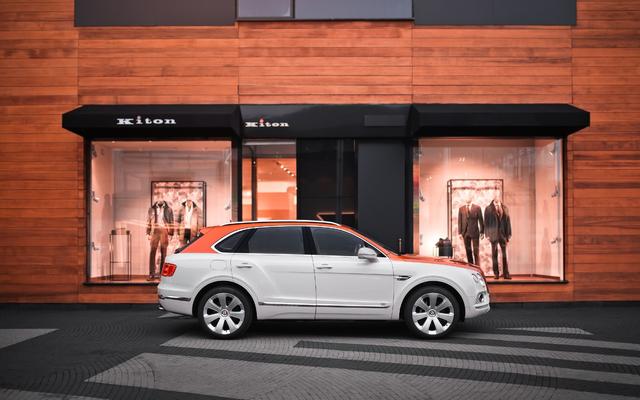 白橙双色配色宾利添越美图真心漂亮