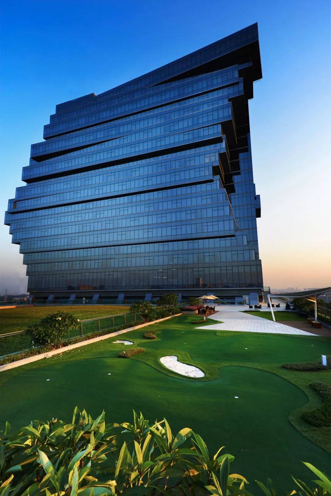 祝贺2019广州设计周尊赏晚宴她设计奖颁奖礼圆满落幕pinki品伊创意