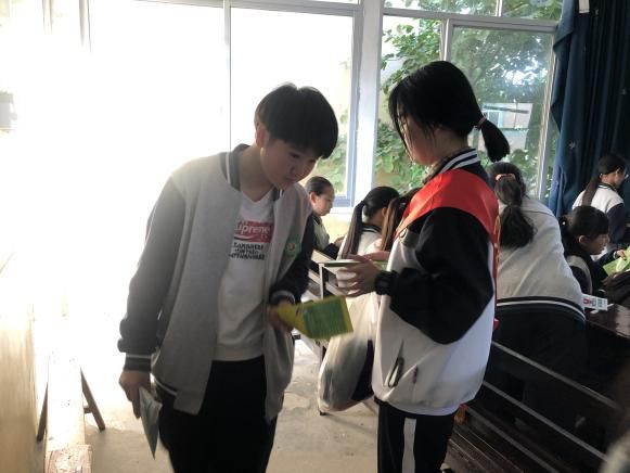 保护"少年的你"系列 | 走进元樵中学,开展健康教育公益讲座