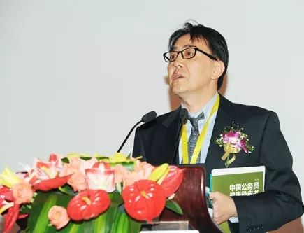 我记得我刚来的时候,清华大学的世界排名连60名都到不了.