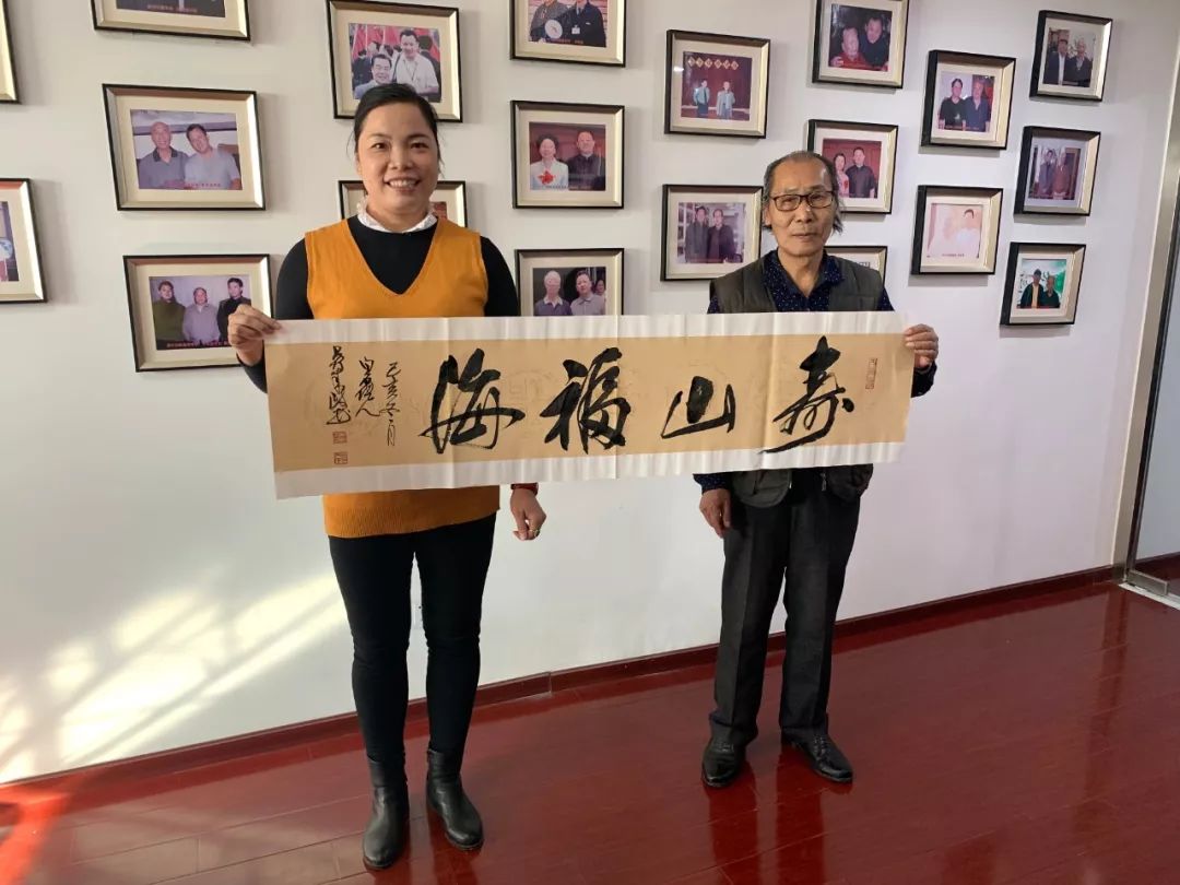 著名书画家,白石后人艺术馆副馆长,友松国际艺术顾问吴来政先生亲临友