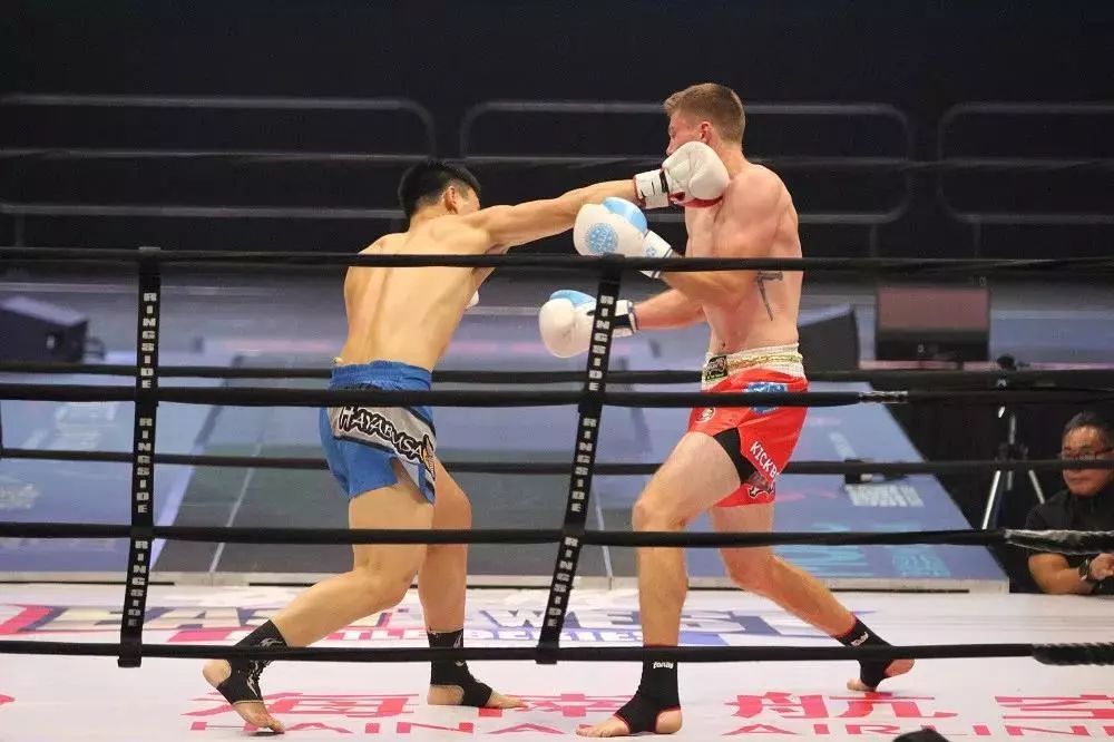 武林风中加拳手!王者争霸!等你来!_直播