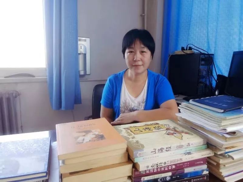 优秀教师专栏倾注爱心执着无悔第二中学语文教师原娟娟