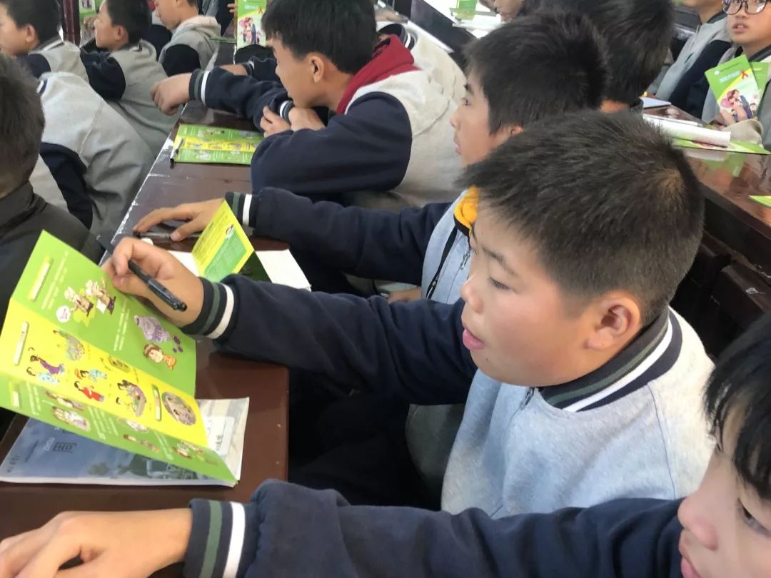 保护"少年的你"系列 | 走进元樵中学,开展健康教育公益讲座