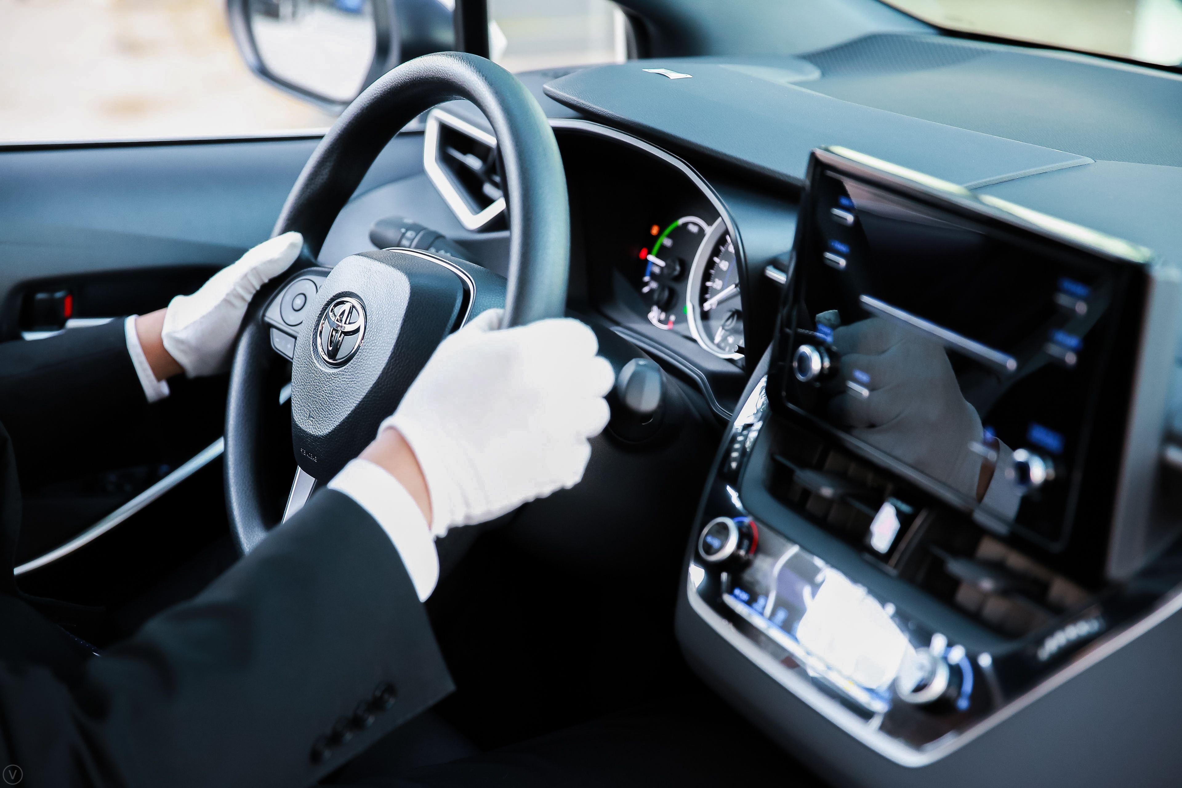 丰桔出行投放900台雷凌双擎 广汽丰田开拓网约车运营服务_搜狐汽车_搜