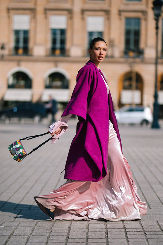 鲑鱼粉荧光粉千禧粉粉色系穿搭穿出轻熟和甜美