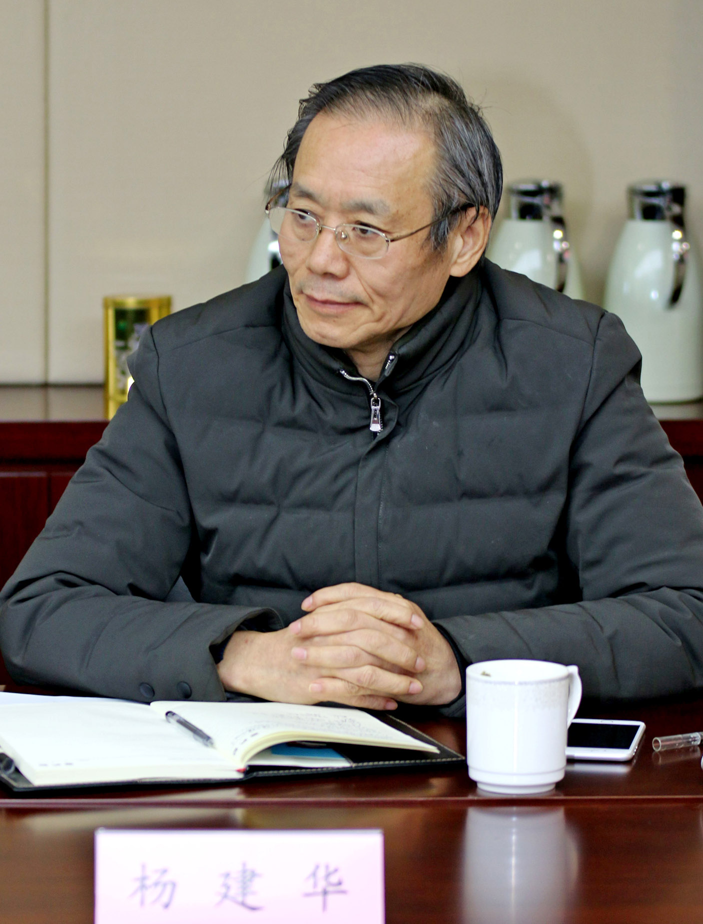 杨建华 浙江省社会科学院公共政策研究中心研究员"其实杭州也可以充分