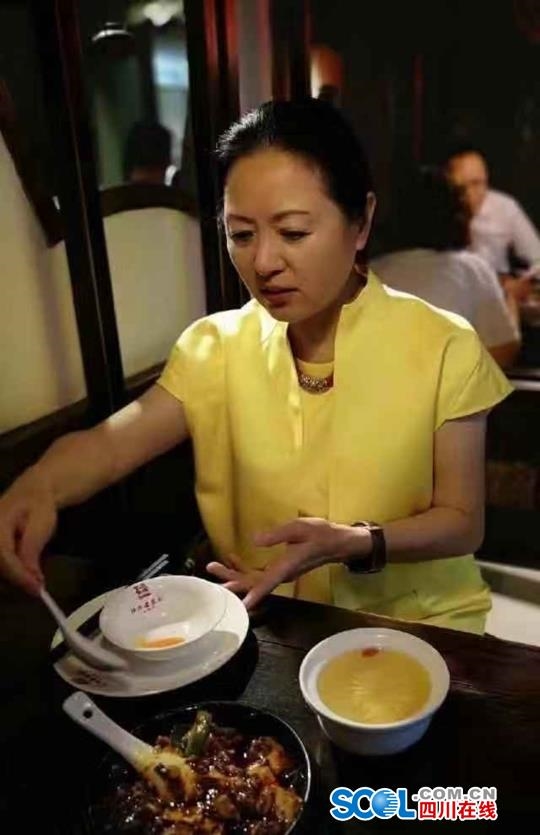 关于"九大碗"的那些事儿 专访四川省美食家协会会长麦建玲
