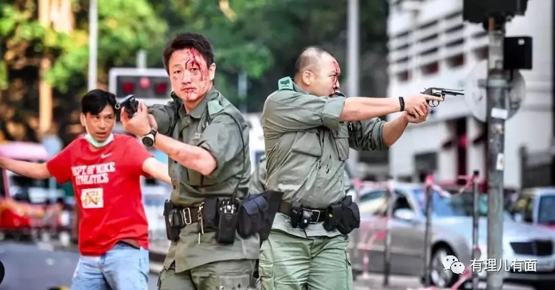 實際上香港警隊委任的的特務警察是負責守衛警務處長所指定的政府處所