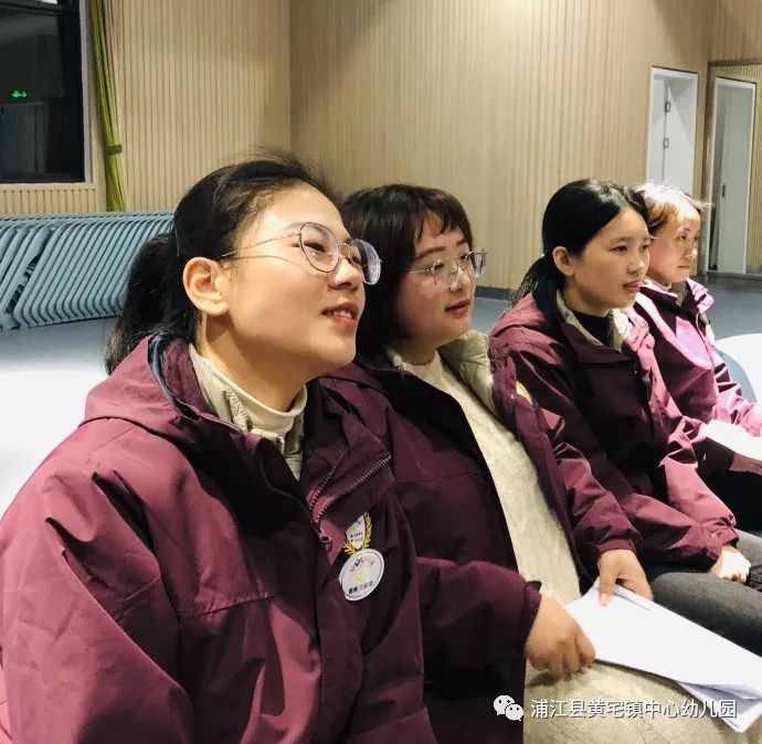 跳跃指尖琴瑟和谐黄宅镇中心幼儿园教师自弹自唱技能比赛