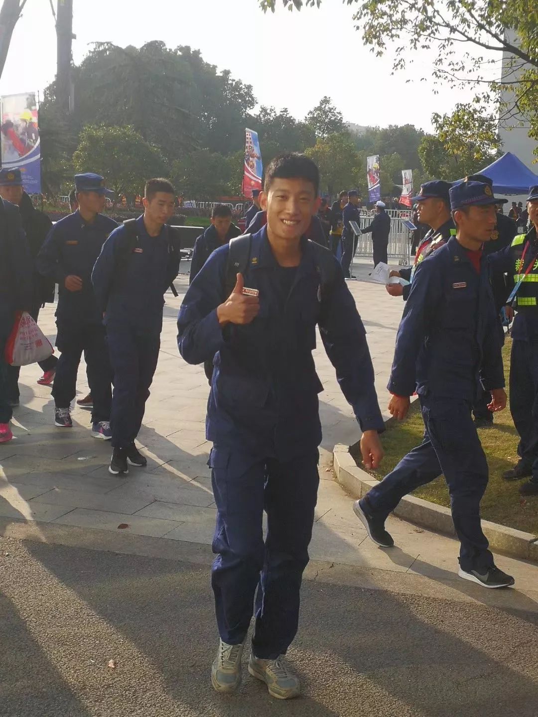 初入消防,康天宇一直在"负重类"体能科目上表现平平