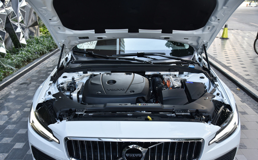 沃尔沃再推一款西装暴徒390马力46秒破百性能不输s4