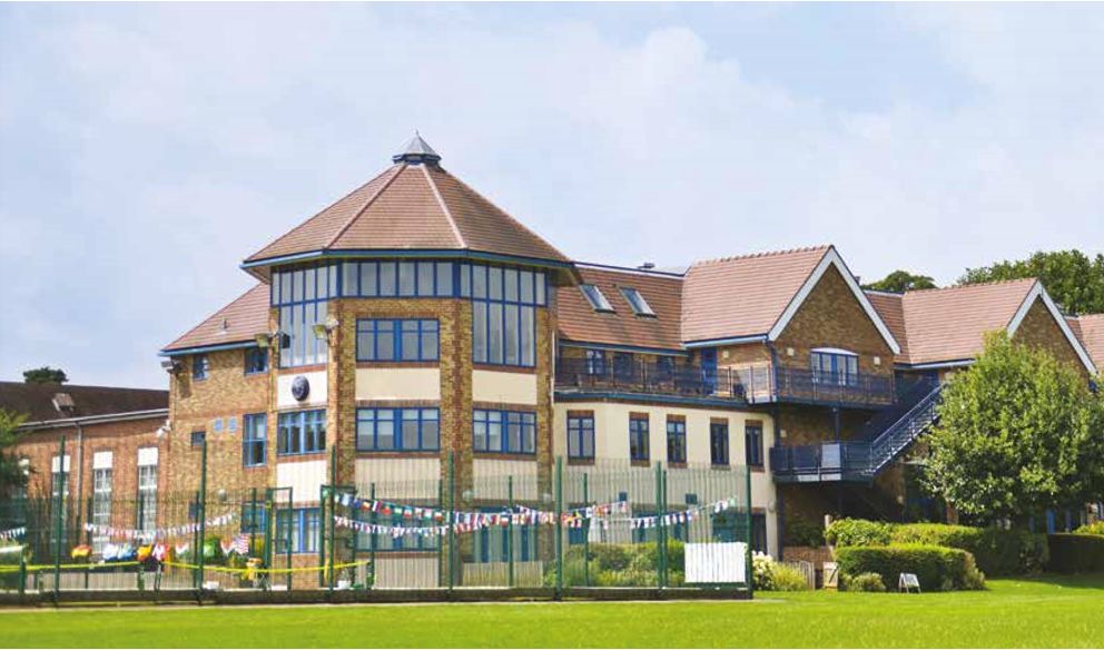 2020年度英国名校夏令营龙校dragonschool812岁