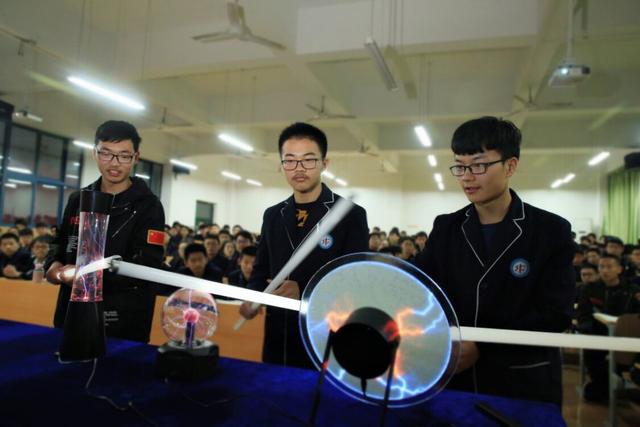 合肥北城中學怎么樣?連續(xù)5年獲這項評價一等獎(圖4) 合肥北城中學怎么樣?連續(xù)5年獲這項評價一等獎(圖4)