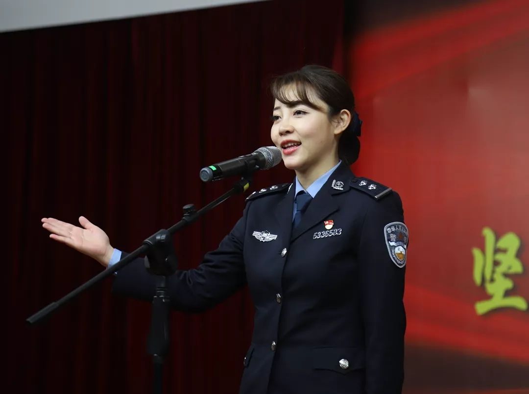高墙里的赞歌—建水监狱 赵文佳新生路上的守护者—第二监狱 刘昌松