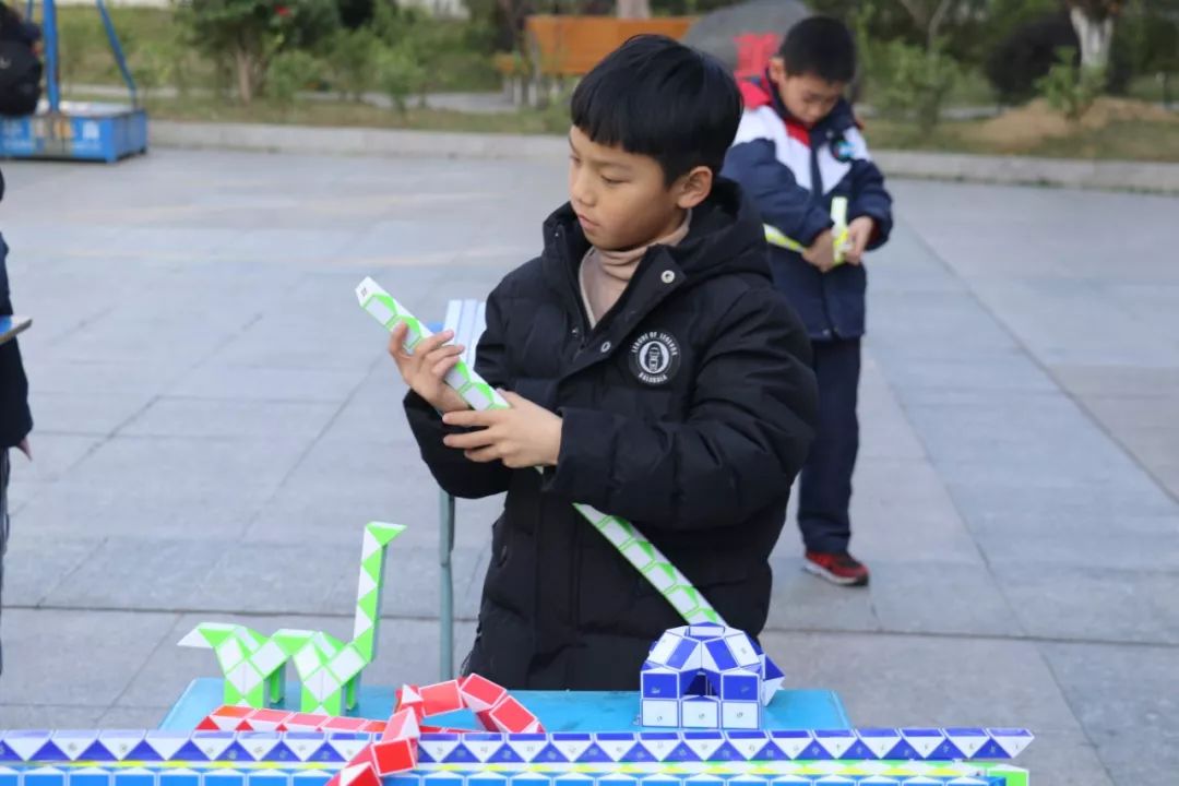 小魔尺,大智慧 ——水头二小举行百变魔尺pk大赛_比赛