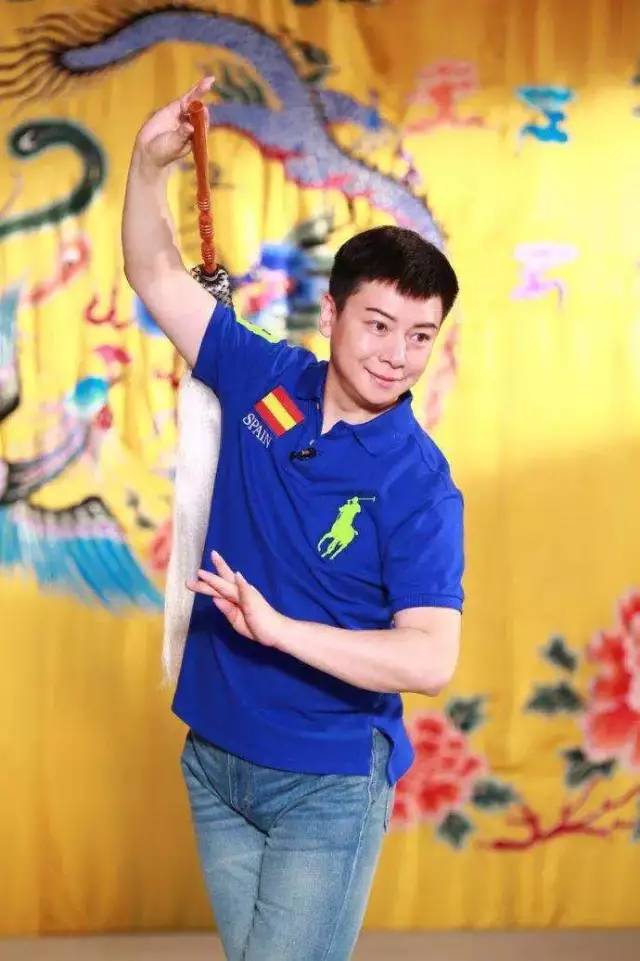 弱水三千,我只取一瓢饮——谈谈我眼中的梅派男旦胡文阁