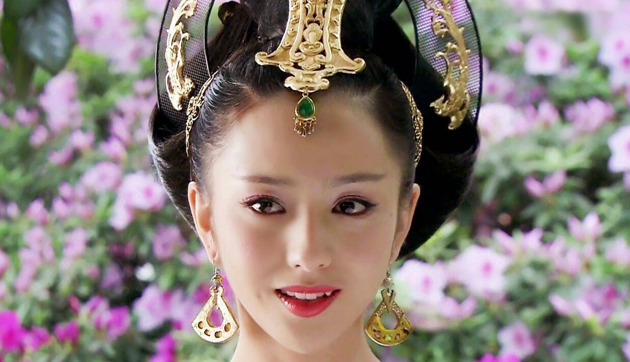 爱一个人就给他编织一个绿油油的梦哀姜