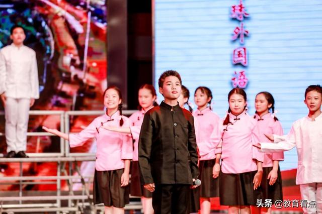 廣州市海珠外國(guó)語實(shí)驗(yàn)中學(xué)經(jīng)典美文表演在市決賽中榮獲佳績(jī)(圖7) 廣州市海珠外國(guó)語實(shí)驗(yàn)中學(xué)經(jīng)典美文表演在市決賽中榮獲佳績(jī)(圖7)